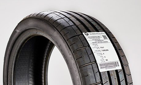 Etichette TYRE bianco con adesivo extraforte per pneumatici e superfici difficili