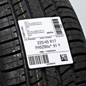 Etichette TYRE bianco con adesivo extraforte per pneumatici e superfici difficili